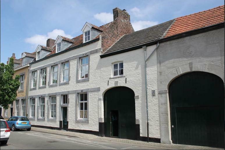 Artagnan Bed & Breakfast Maastricht Bagian luar foto