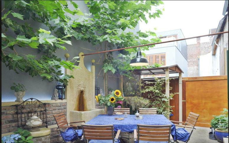Artagnan Bed & Breakfast Maastricht Bagian luar foto