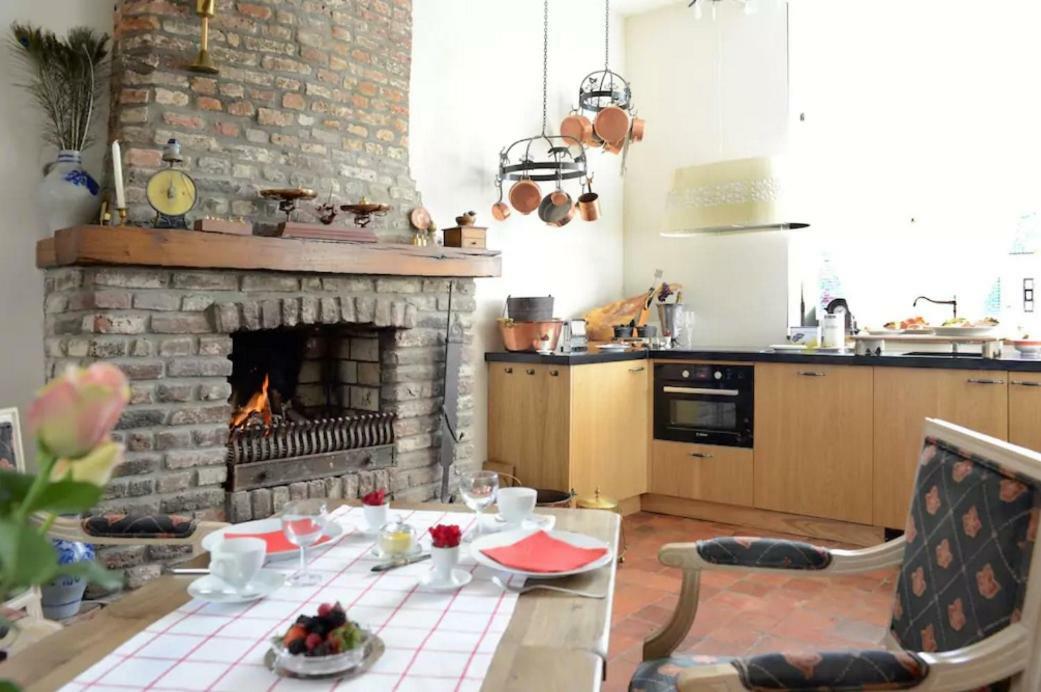 Artagnan Bed & Breakfast Maastricht Bagian luar foto